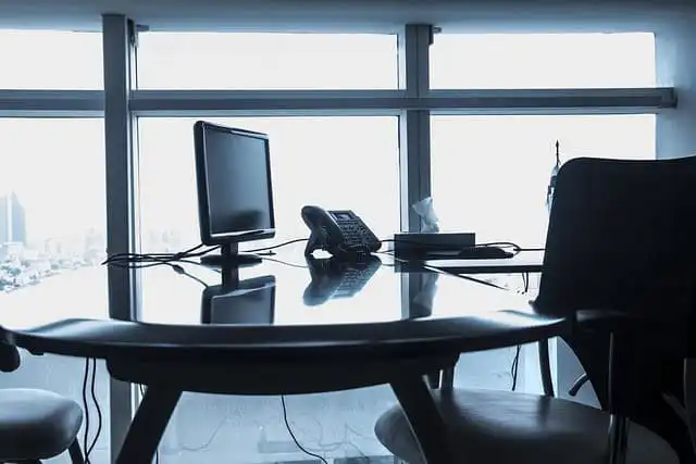 Dienstunfähigkeit kann potenziell jeden treffen, sowohl den Polizisten als auch den Verwaltungsbeamten.