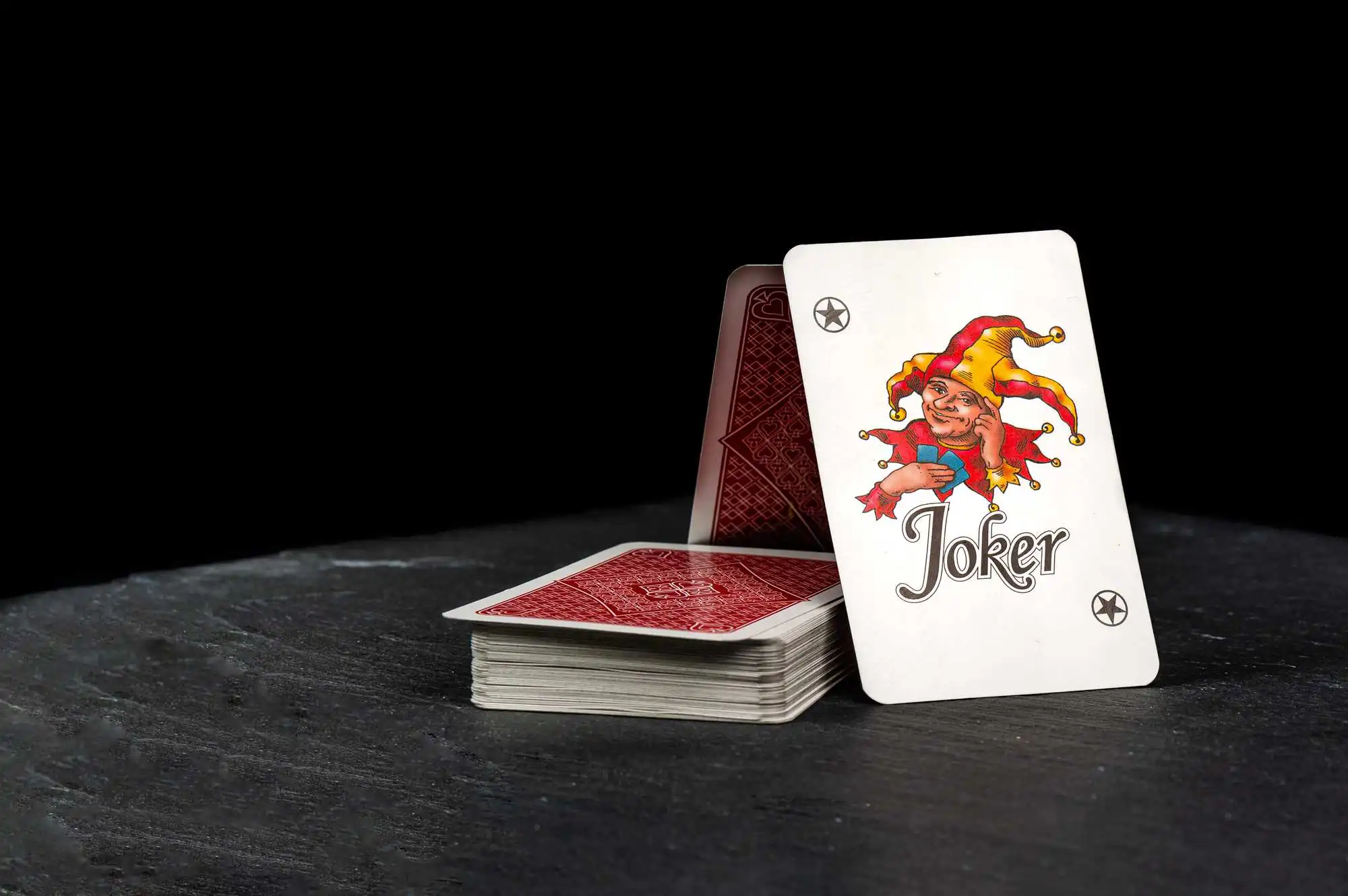 Verlängerungsoption Berufsunfähigkeitsversicherung symbolisiert durch eine Joker-Karte – flexible Anpassung der BU-Laufzeit ohne erneute Gesundheitsprüfung