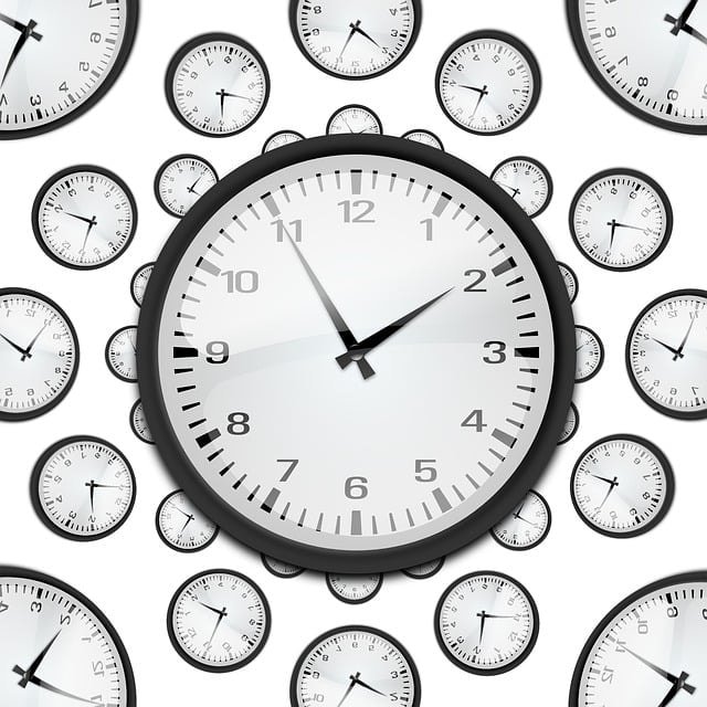 optimale Laufzeit einer BU Eine Frage der Zeit: Bis wann sollte die Berufsunfähigkeitsversicherung laufen?