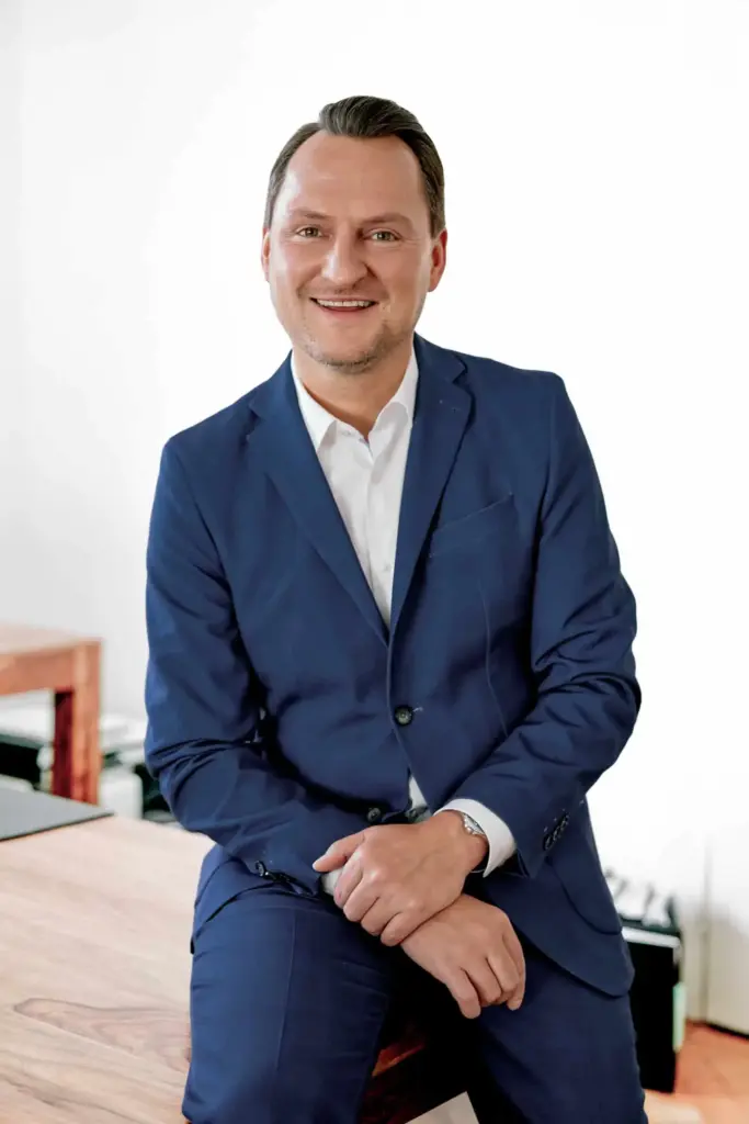 Marco Mahling, freier Versicherungsmakler in München, im persönlichen Beratungsporträt